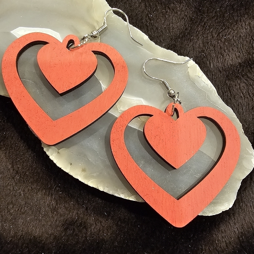 💥4 for $25💥 Laser-cut Heart Shaped Earrings